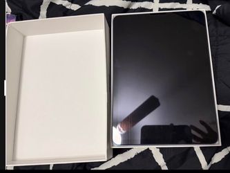 Apple I Pad Air4 Sky blue color 64GB WiFi 10.9” size with box & original charger new.