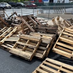 Free pallets Pick Up Any Time