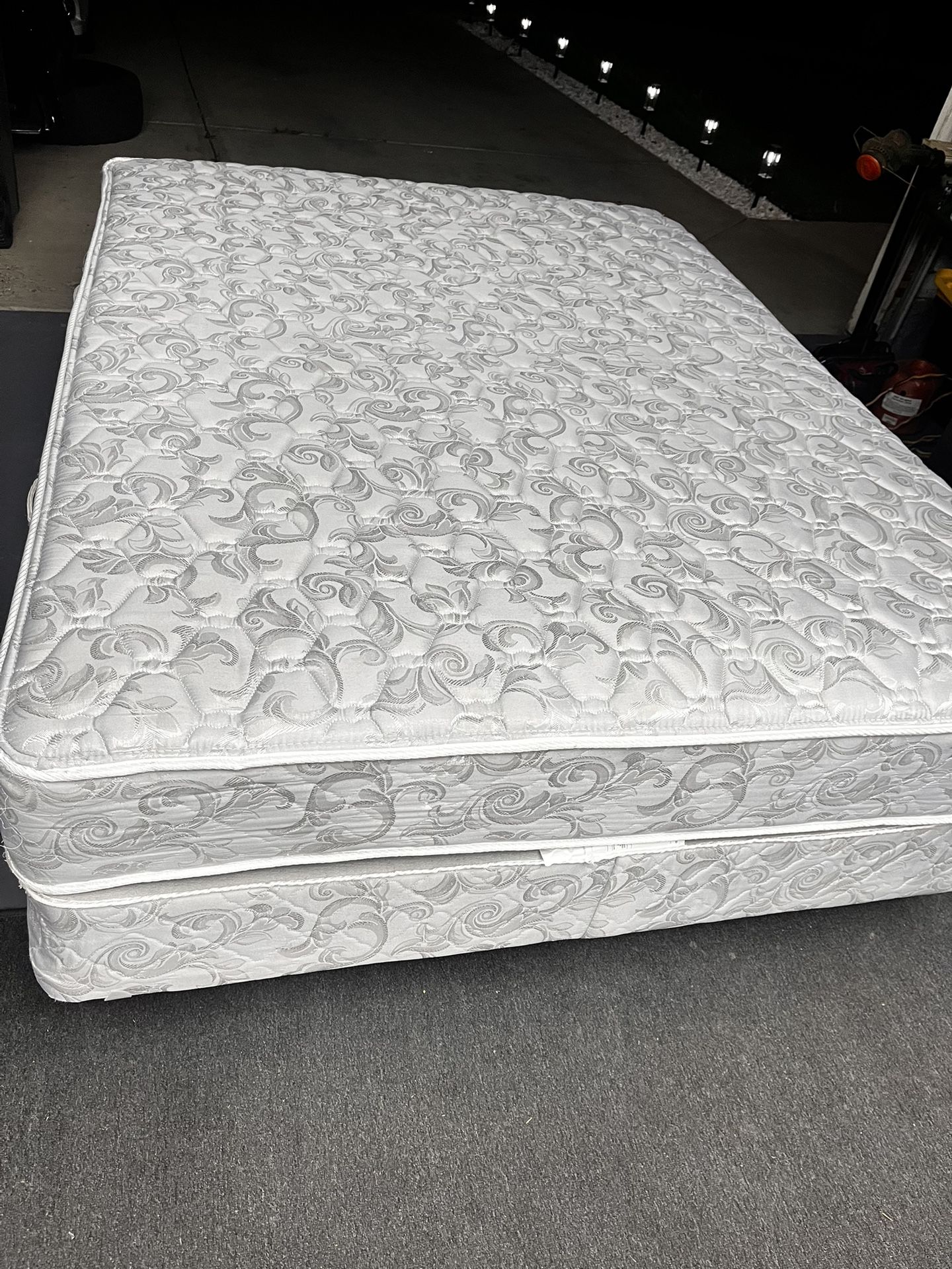 Queen Bed