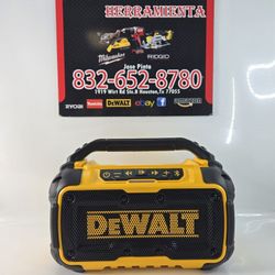 DEWALT BLUETOOTH SPEAKER