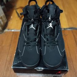 10.5 Jordan 6s retro