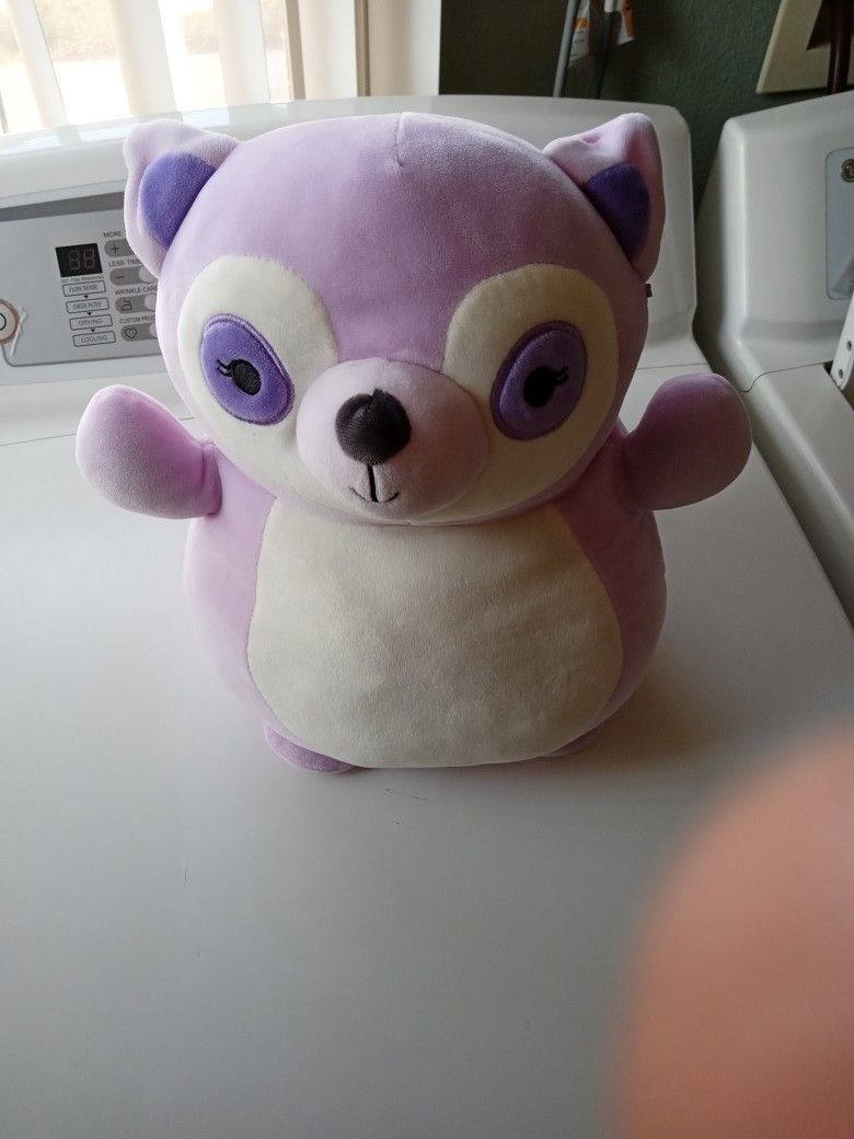 Layla Lemur Squishmallow