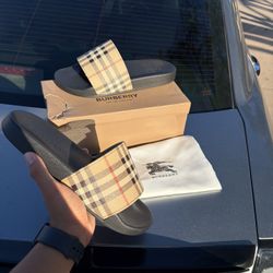 burberry slides