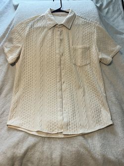 NEW Set of 2 Men’s Cable-Knit Short Sleeve Button-Down Shirts (Black & Cream)