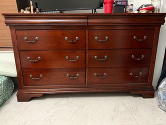 Cherry Wood 6-Drawer Double Dresser