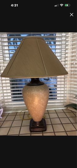 Lamp beige