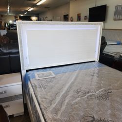 Queen Bed With Led