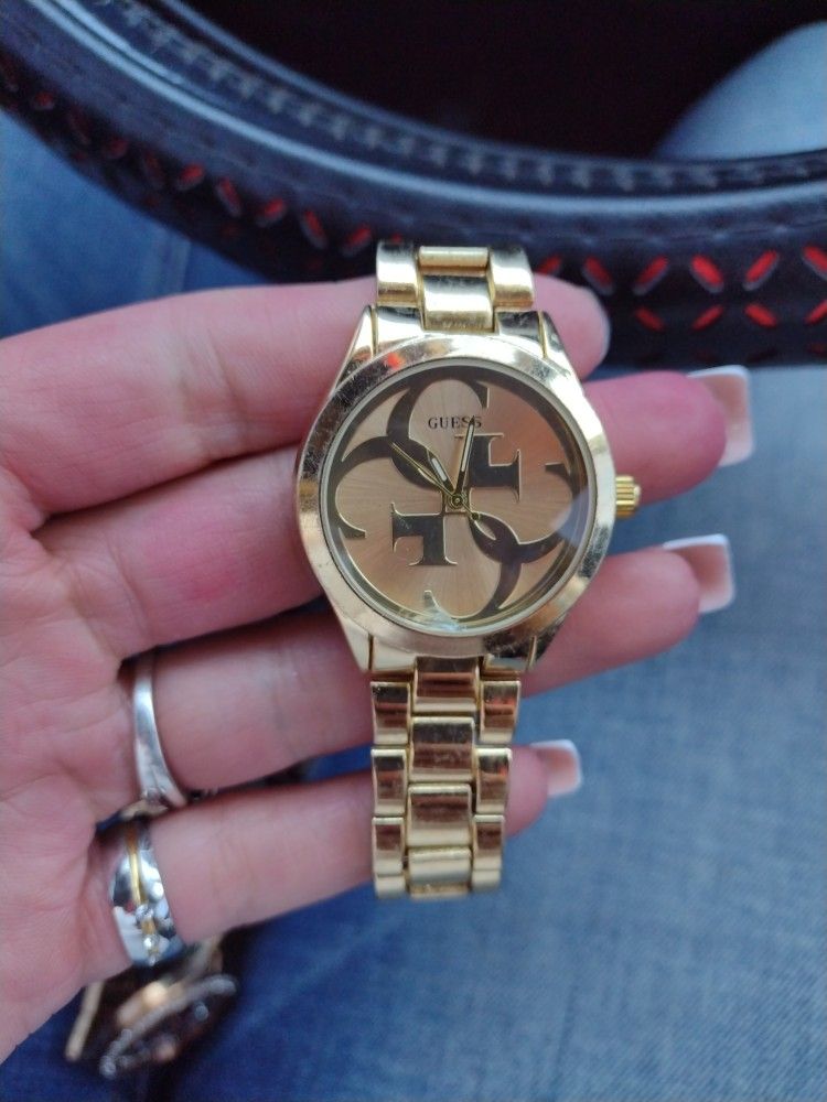 Guess Watch