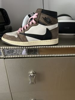 jordan 1 travis high size10 