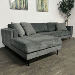 Living Spaces Aries Sectional Sofa with Left Chaise