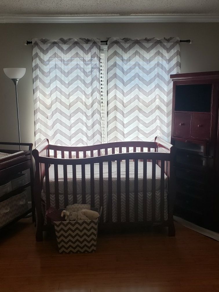 Crib baby and changing table