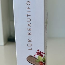 all natural COLLECTION INSTANT GLOW TINTED COMPLEXION BALM