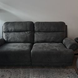 Living Spaces 2 Reclining Electric Fully Working Reclining Couch 