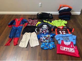Boy clothes very clean, no stains.