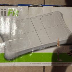 Wii Fit BALANCE BOARD AND GAME NEW