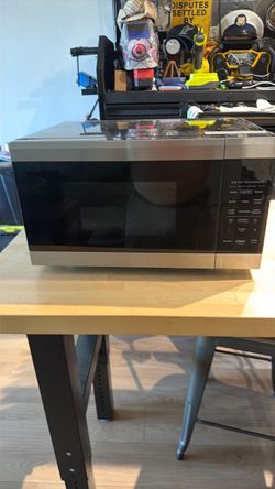 Microwave/ air fryer