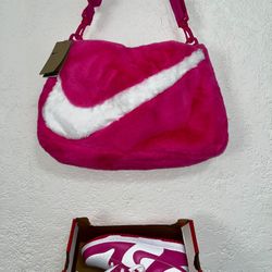 Nike - Pink Faux Bag + Nike Dunk Fuschia Size 7 Grade School