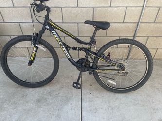 Mongoose mountain bike