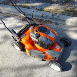 Husqvarna Lawn Mower$200 Located Mount Dora Fla 32757