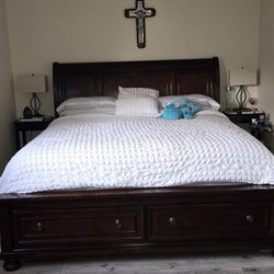 California King Bed Set