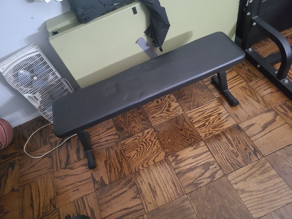 Flat Weight Bench