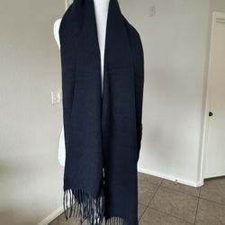 Classic cashmere scarf- New Opened Box
