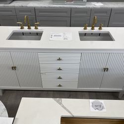 , Bathroom, Vanity, Solid Wood 39 Down Payment