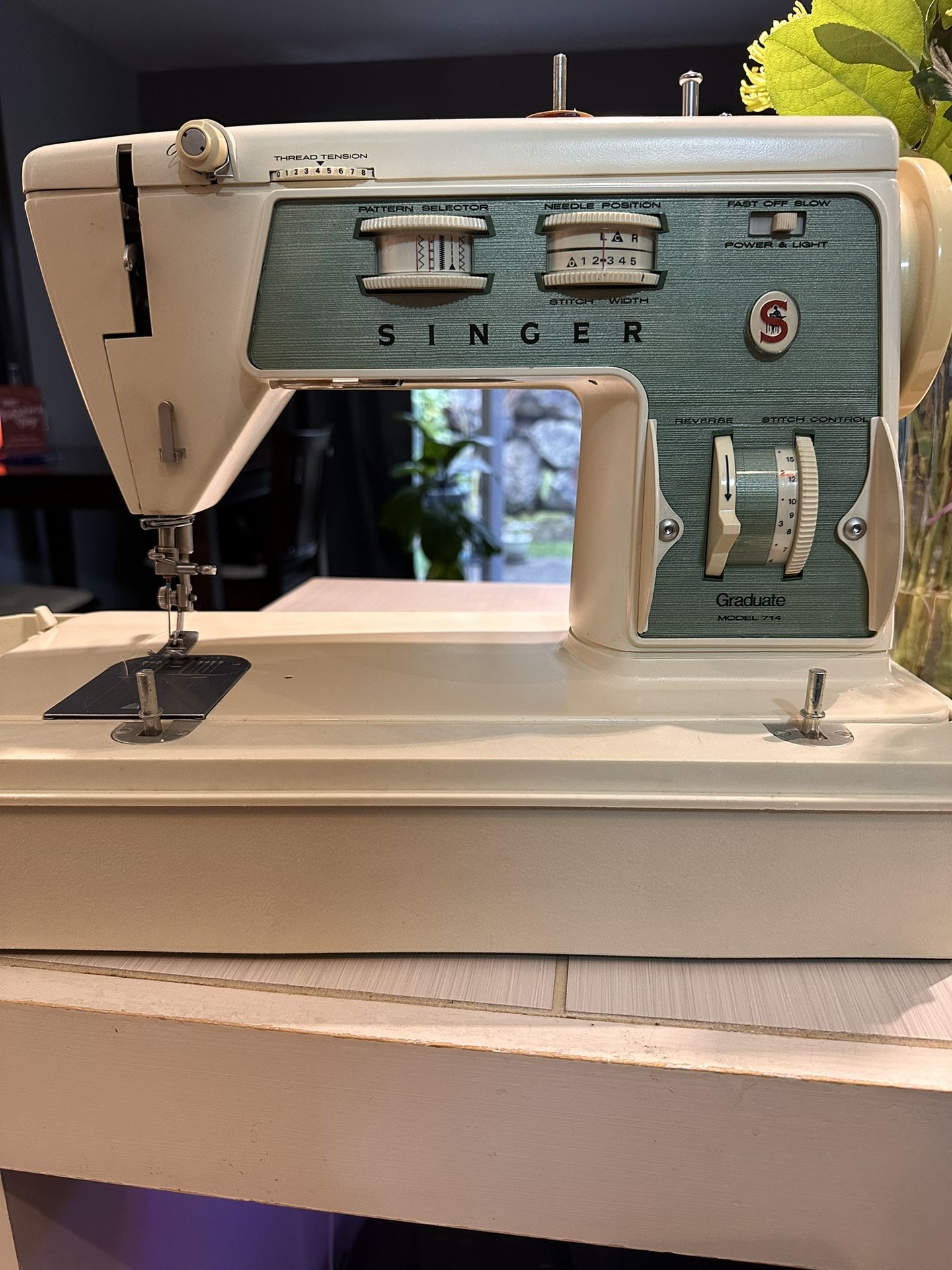 Singer Graduate 714 Sewing Machine