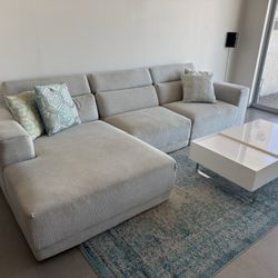 Modani Sectional Sofa 