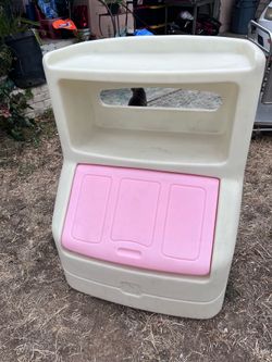 Kids toy chest