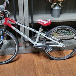 Free Agent Mini Race Bike