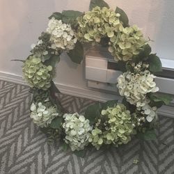 FREE Fake Door Wreath