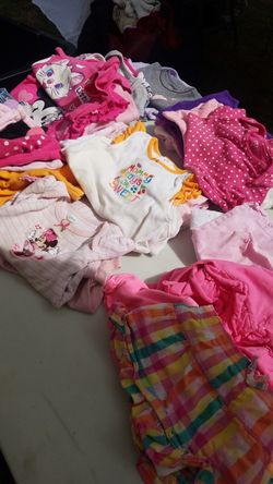 Baby girl clothes 6-9m