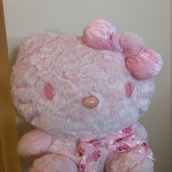 Hello Kitty Plushy