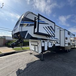 2022 Keystone Fuzion