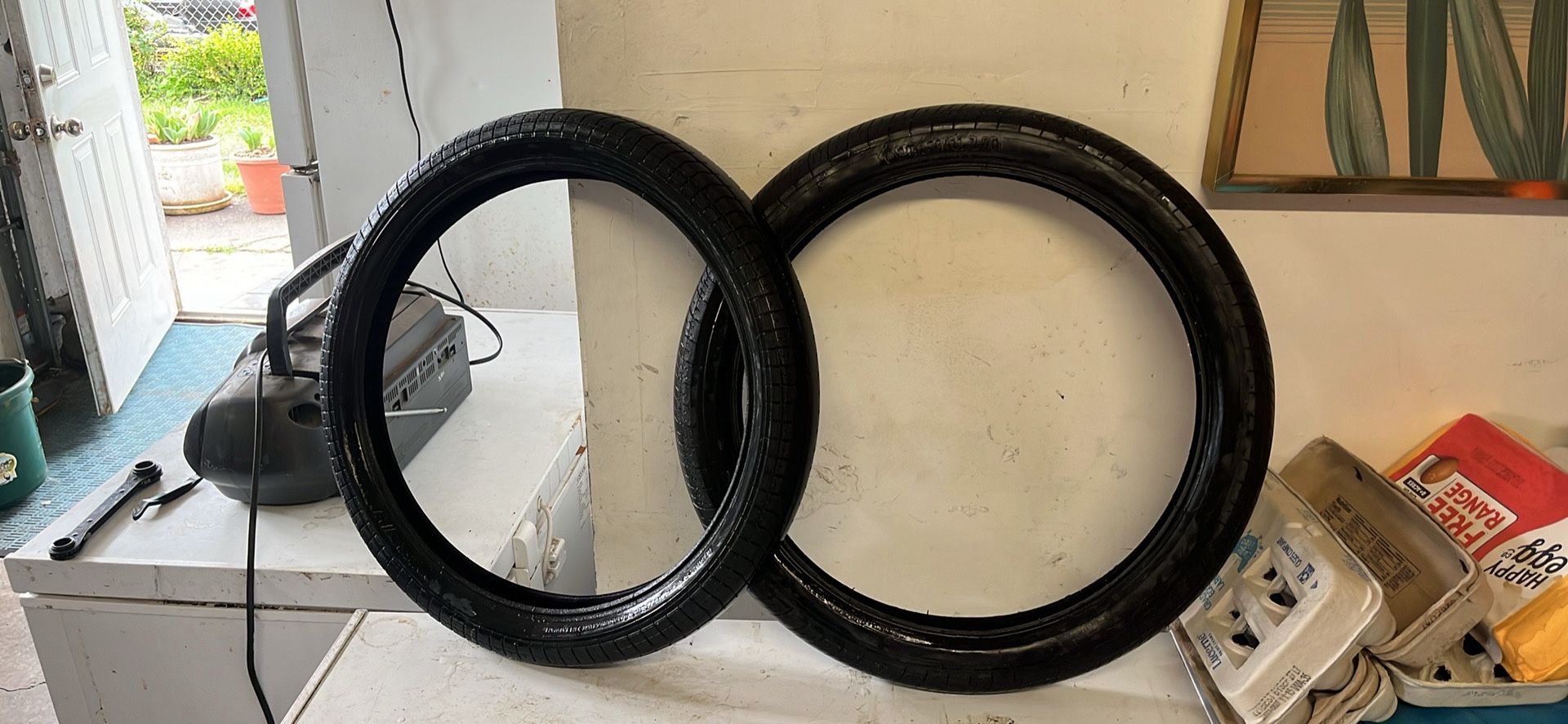 Sandm Speedball Tire And Oddesy Tire