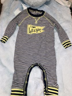 Cat & jack 0-3 month onesie