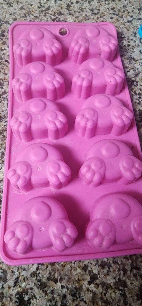 Make Money With Easter Silicone Molds & Wood Hammers