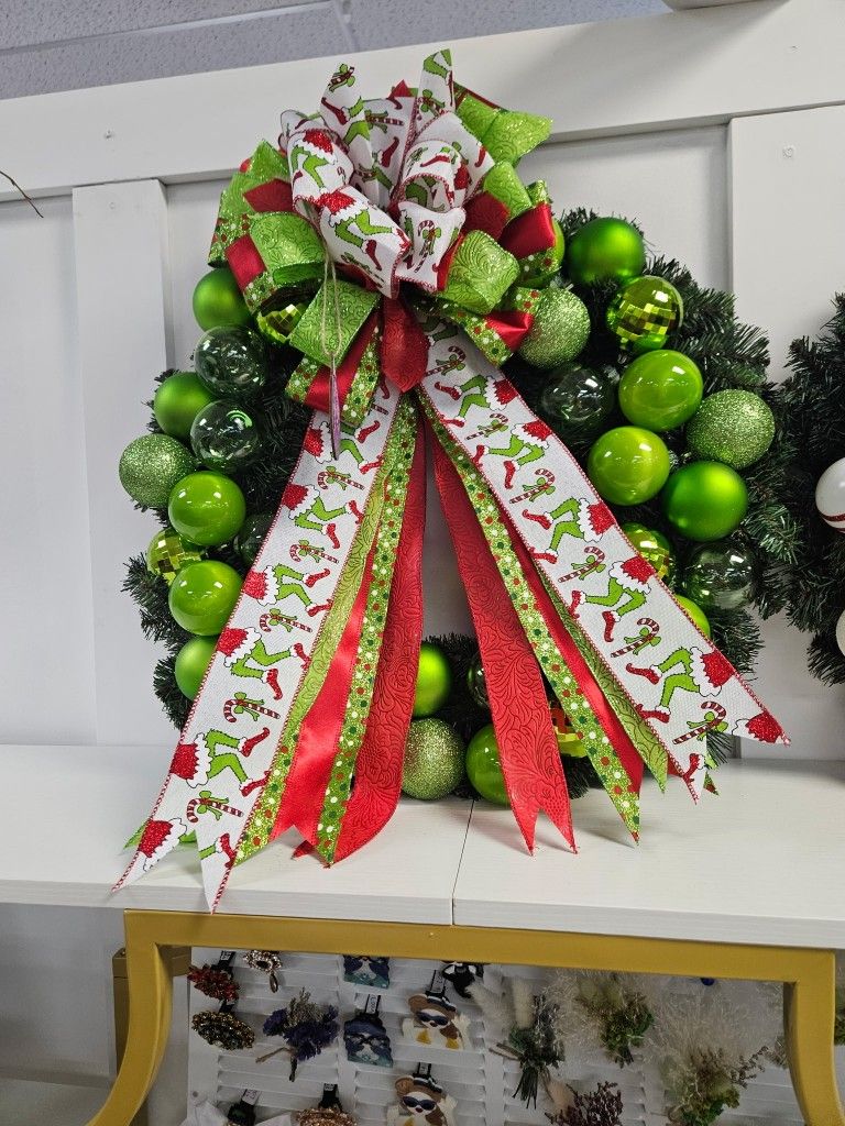 Christmas grinch wreath