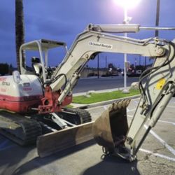 2017 Mini Excavator 12K