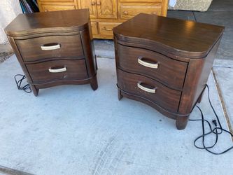 2 klaussner nightstands
