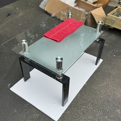 Glasses Coffee Table 