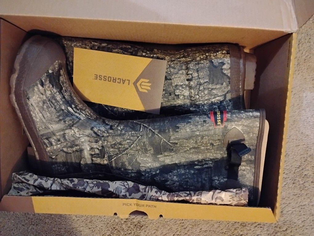 LaCrosse Men's SIZE 8 Burly Waterproof, RealTree Timber Work/Mud Boots