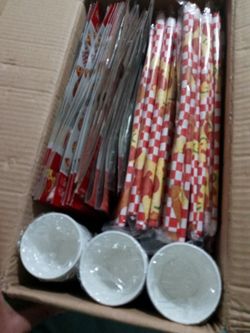 Table Covers And Decorations