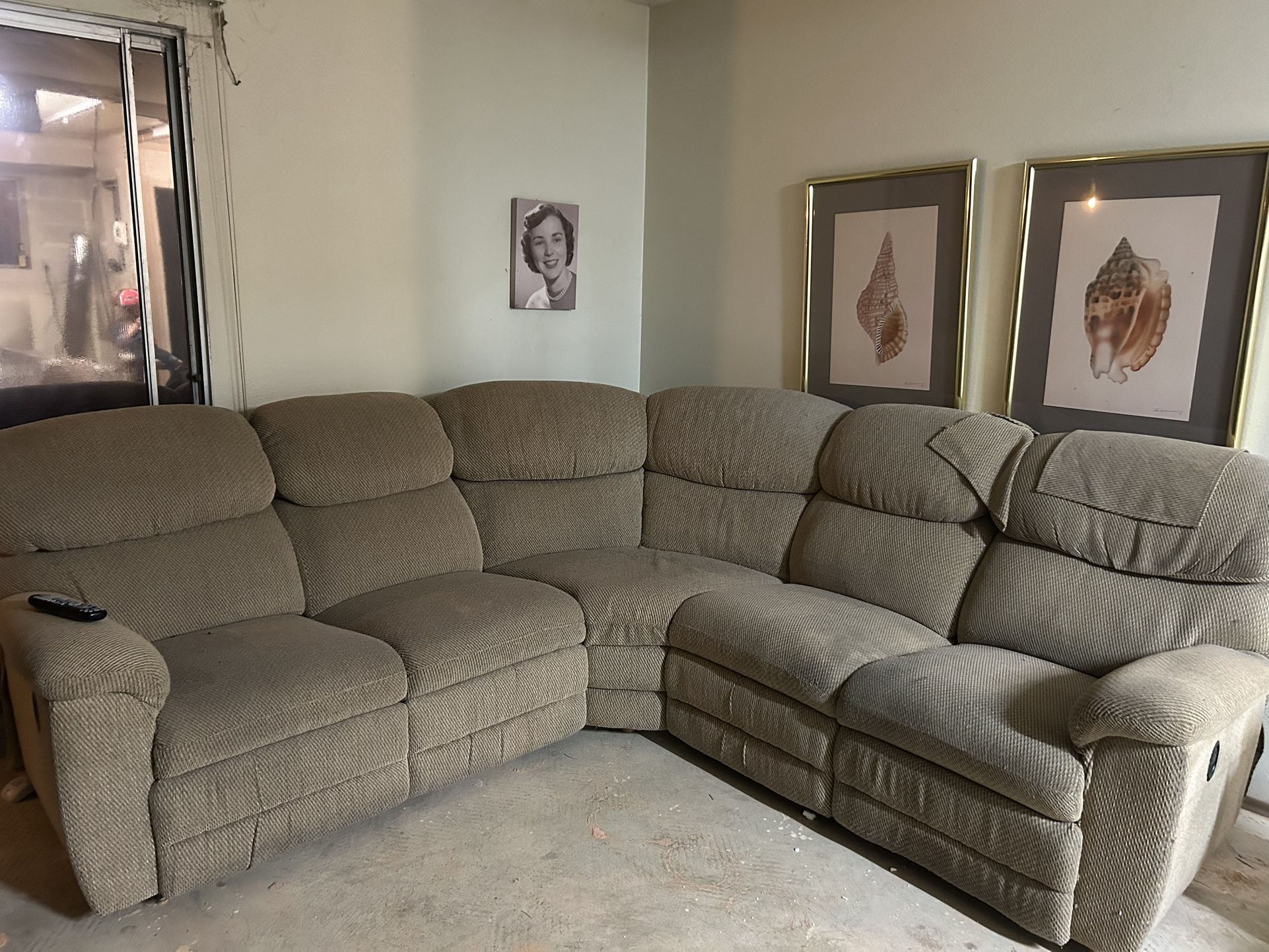 Sectional Reclining Couch
