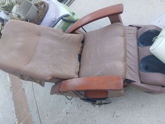 Massage chair works great