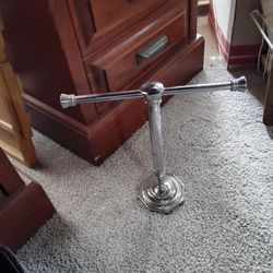 2 Towel Stand 