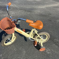 Kids Bikes And Scooter