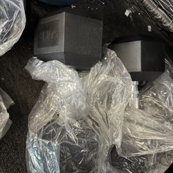 Rubber Encased Hex Dumbbell with Anti-Slip Grip for Exercises and Fitness, Multiple Weight Options