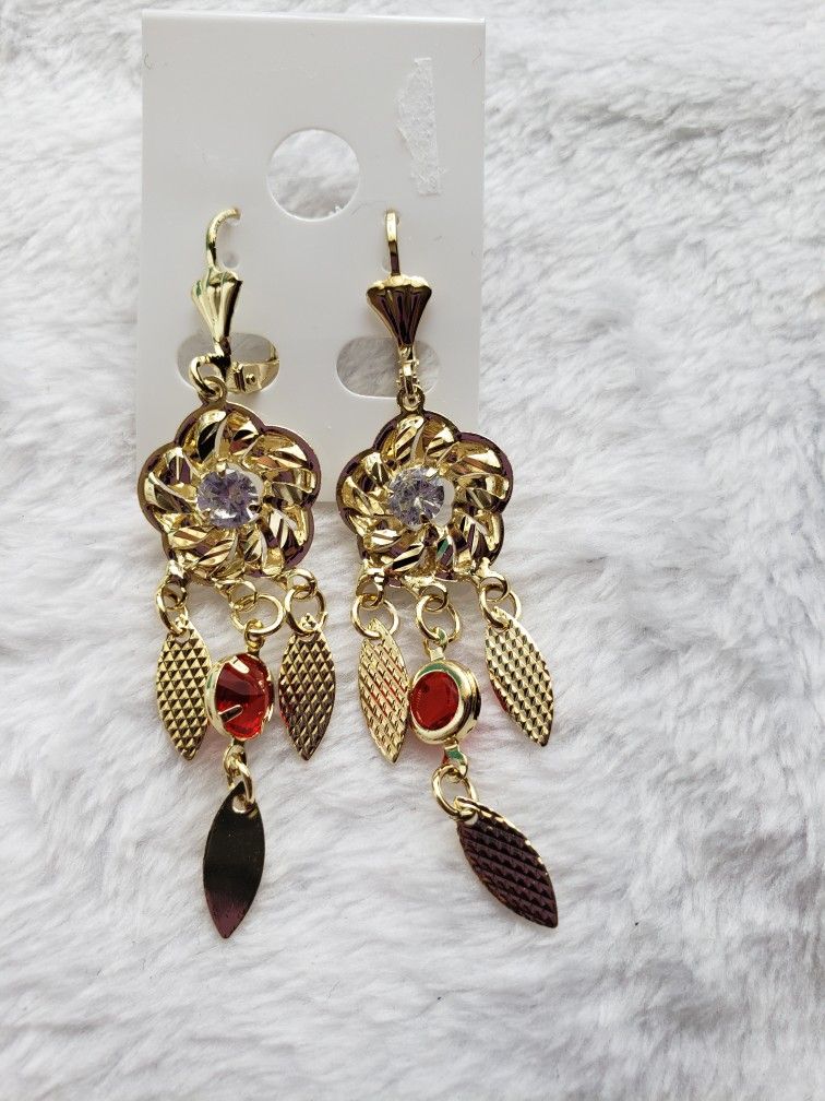 Gold Filled White Diamond π Red Stone With Leaves Earrings